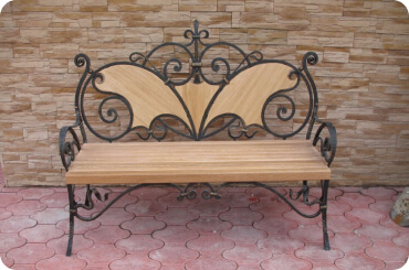 Кованая интерьерная мебель